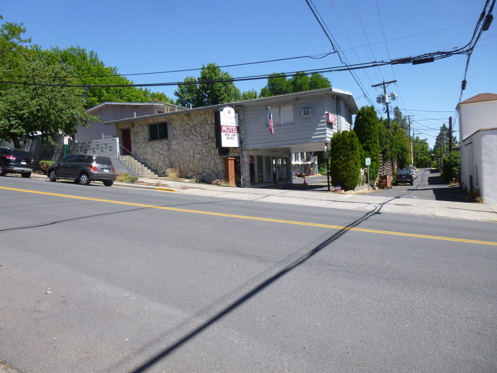 Cougar Land Motel プルマン エクステリア 写真