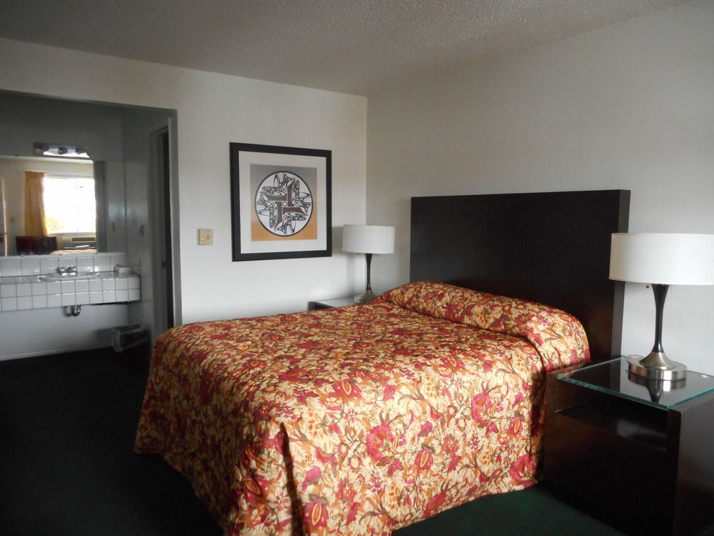 Cougar Land Motel プルマン エクステリア 写真
